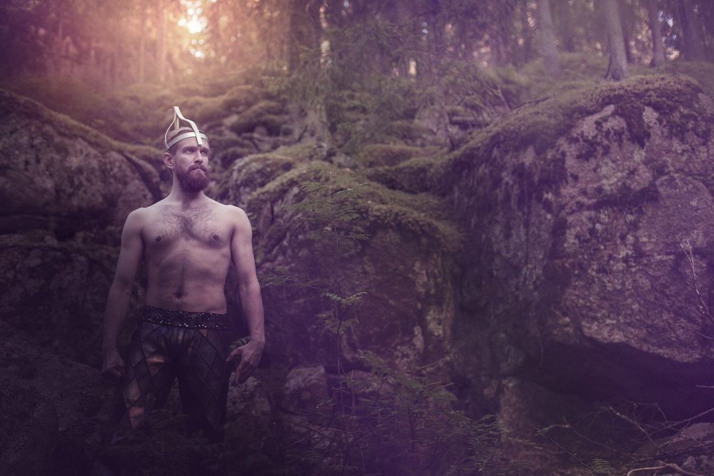 Kalevalanmaa-Ballet_Vainamoinen_hrzntl_Photo-Saara-Salmi